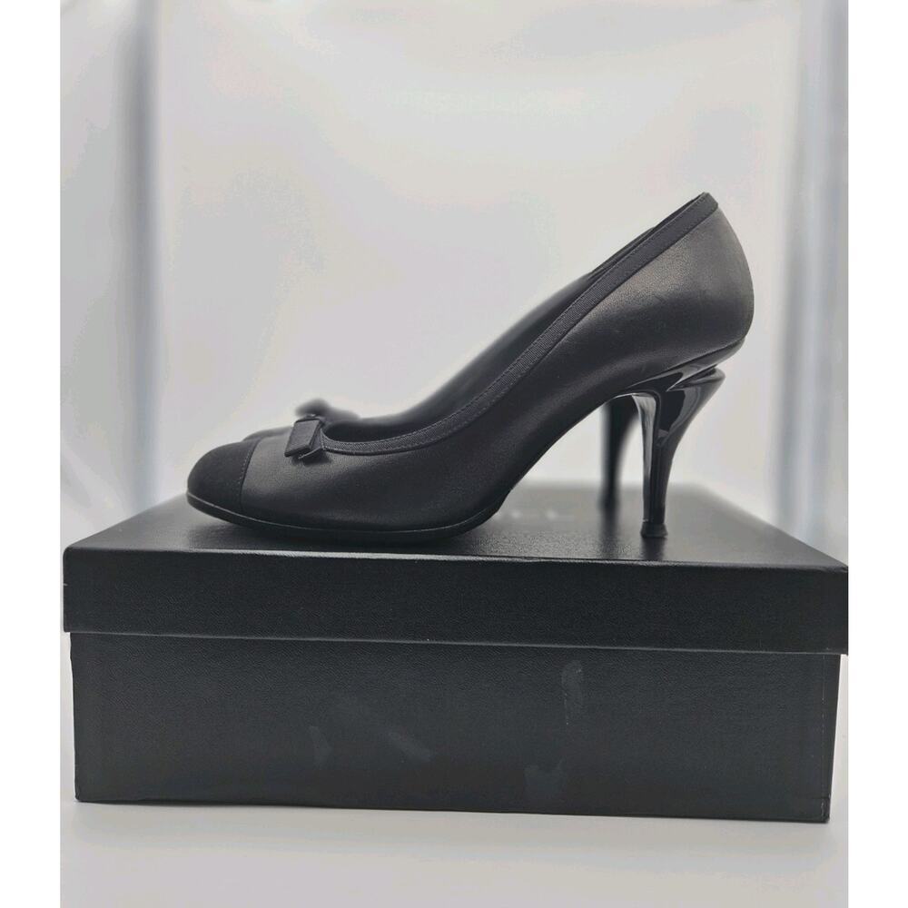 CHANEL Black Bow CC Logo Round Cap Toe Pump sz 39.5 Karl Lagerfeld Collection - Picture 7 of 7